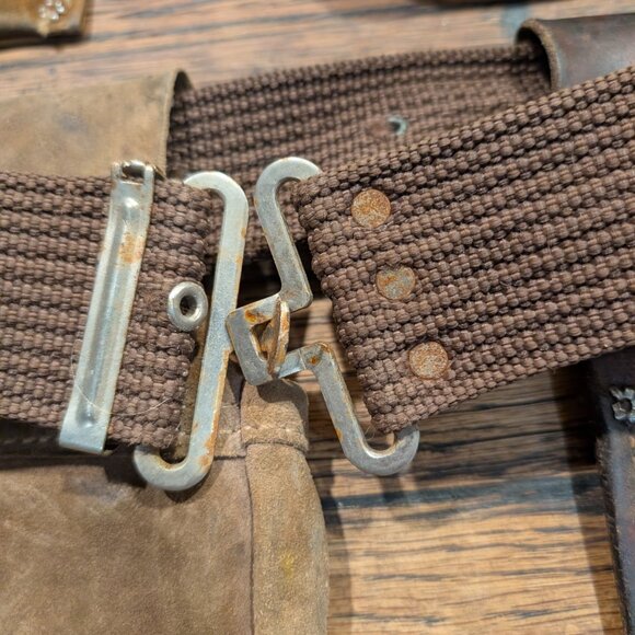 Lot of (2) Vintage Heavy Cowhide and Leather Tool/Carpenter/Fence Builder Belts - Picture 9 of 10